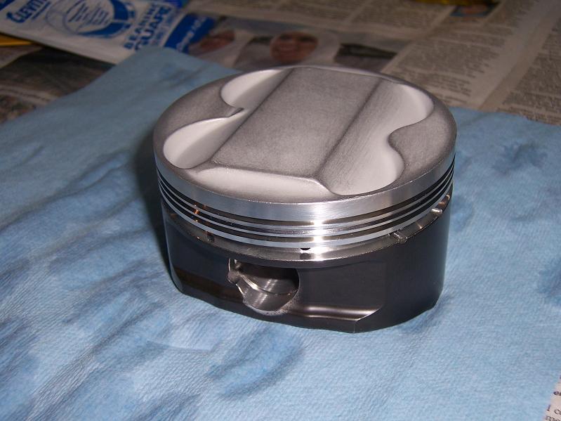 2001 Deville flat or domed pistons