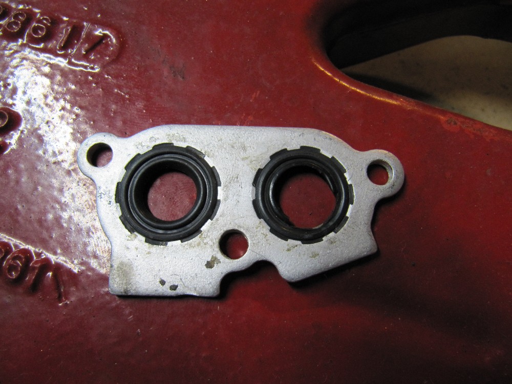 Replacing Seals for Fuel Rail Pennock's Fiero Forum