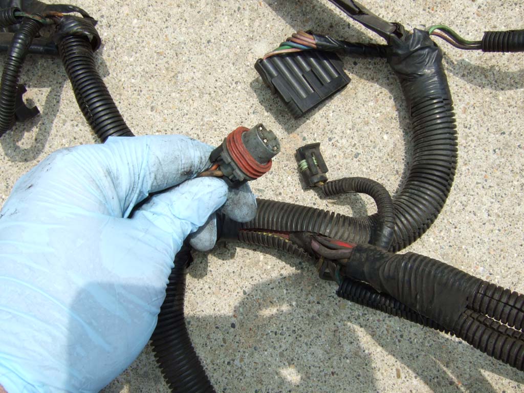 FS: 88 2.8 V6 Engine Wiring Harness- so-so condtion, but cheap