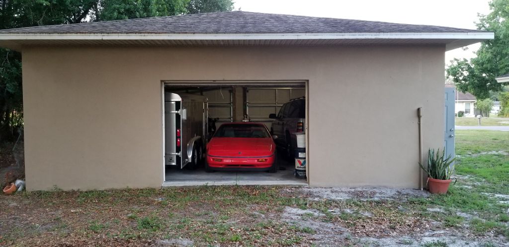 Bought a new home, has two garages - Pennock's Fiero Forum