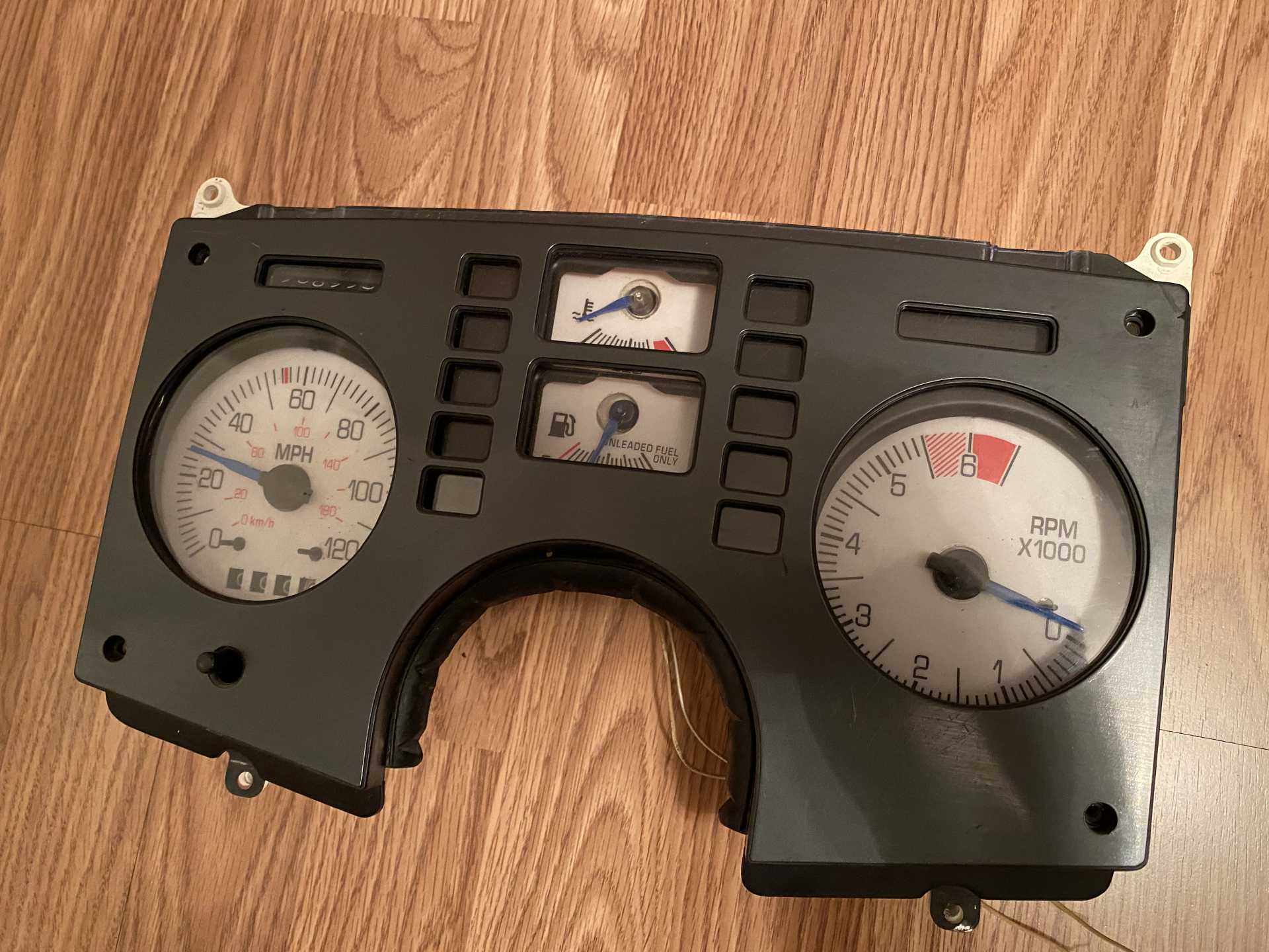 Fiero Gauge Cluster Tachometer Speedometer Fuel & Oil Pressure (MAKE ME